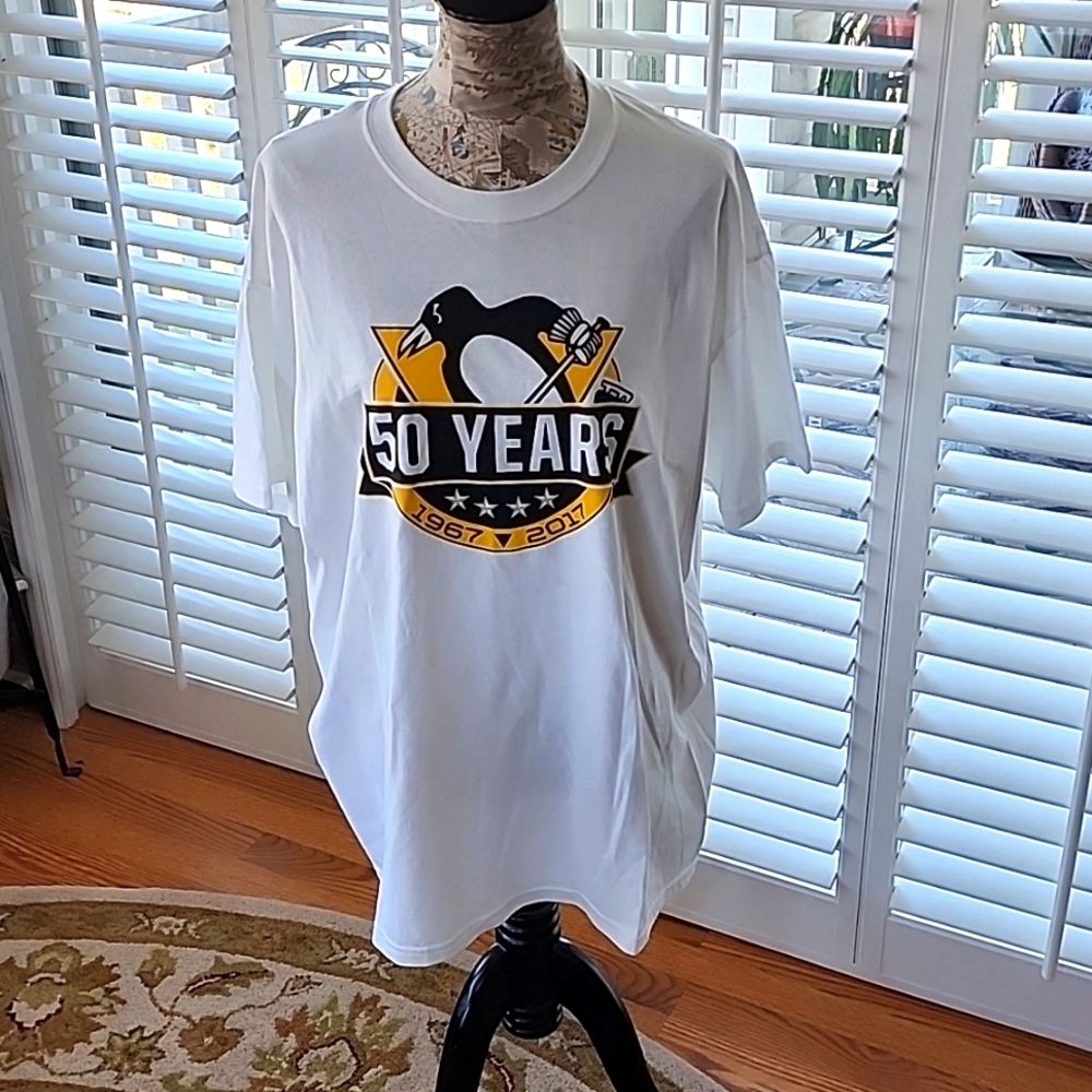 New Pittsburgh Penguins 50 Anniversary T-shirt - Size XL